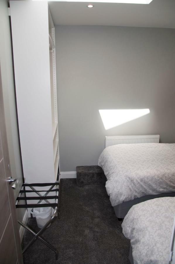 The Square Guest Apartment Stewartstown Exteriör bild